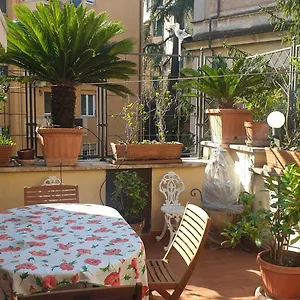 2mg: Con Terrazzo Nel Cuore Di Roma! Appartamento Roma